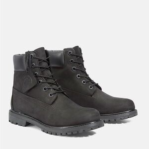 Timberland Black Lace Up Boots with Rugged Sole